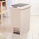 Ведро для мусора 30 л с крышкой и педалью пластиковое бежевое MVM BIN-01 30L BEIGE - изображение 2