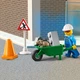 Zestaw klocków LEGO City Great Vehicles Pickup do robót drogowych 58 elementów (60284) - obraz 6