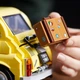 Zestaw klocków LEGO Creator Expert Fiat 500 960 części (10271) - obraz 9