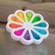 Іграшка-антистрес Fat Brain Toys dimpl digits Кольорові пелюстки (F275EN) - зображення 8