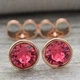 Сережки Xuping з кристалами Swarovski 83112 розмір 7х7 мм колір малиновий позолота РО - зображення 1