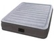 Полутороспальная надувная кровать Intex 67768 Comfort-Plush Airbed (137x191x33 см) + встроенный электронасос 220V - изображение 1