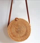 Женская круглая плетеная сумочка Rattan Bali 18х8 см из ротанга на кнопке - изображение 10