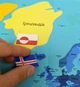 Настольная обучающая игра Умняшка Флаги с многоразовыми наклейками 100 шт (КП-011) (4820129202002) - изображение 9