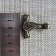 Амулет брелок Молот Тора со Змеями Semantic Jewelry Бронзовое покрытие + брелок 3.9 x 3.2 x 0.3 см - изображение 2