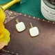 Сережки жіночі (біжутерія) геометричні квадратні Oxa білі - изображение 1