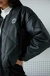 Жіноча куртка-бомбер з екошкіри на блискавці прямого крою Seventeen L-XL Чорний (2000000176383) - изображение 7