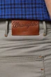 Брюки Wrangler Arizona Straight Classic Fit (W12OAN148) Серый 44-34 - изображение 4