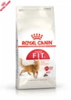 Сухой корм Royal Canin FIT 32 - для взрослых кошек в хорошей форме, 10 кг (2520100) - изображение 1