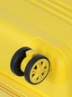 Средний пластиковый чемодан на 4 колеса из полипропилена желтый с расширителем на 70 л - изображение 10