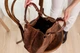 Женская кожаная сумка Italian bags DB6929 brown - изображение 3