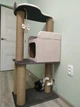 Стильный кошачий комплекс когтеточка с домиком для котов кошки и котят Ричард 120х60х40см бежево коричневый - изображение 1