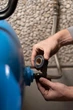 Силиконовая вулканизирующая HPX Stretch&Fuse для ремонта труб и электроизоляции 25 мм х 3 м Красная (SO2503) - изображение 10