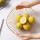 Фруктовница металлическая 7393 25 см золотистая - изображение 2