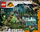 Zestaw klocków LEGO Jurassic World Atak giganotozaura i terizinozaura 810 elementów (76949) - obraz 1