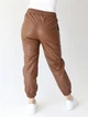 Брюки женские из эко-кожи коричневые джоггеры 24327-1 L - изображение 2