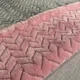 Плед-покрывало двухсторонний MinkyHome 100% плюш 160х180 см. Серый-Розовый косичка - изображение 6
