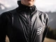 Куртка мужская с капюшоном Compressport Hurricane Waterproof 25/75 М Черная - изображение 5