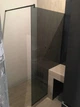 Душова перегородка 1000х2000 мм VIZUAL GLASS STANDARТ LOFT скло графіт у чорній фурнітурі - зображення 7