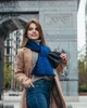 Тёплый 2-х сторонний бархатный стёганный шарф "Нью Йорк" цвета ярко синий и черный - изображение 2