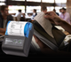 Безпровідний термопринтер чеків Mini Portable Thermal Printer 58мм - изображение 2