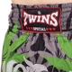 Шорты для тайского бокса и кикбоксинга TWINS TBS-GRASS GRASS S зеленый - изображение 3