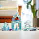 Zestaw klocków LEGO Disney Princess Lodowa kraina czarów Anny i Elsy 154 elementy (43194) - obraz 5