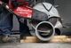 Пила дискова ручна акумуляторна Milwaukee MX COS350-601, 350 мм + 1 диск DUH350, ЗП, 1 акумулятор Х6Аг (4933471833) - зображення 6