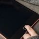 Планшет для малювання кольоровий Amzdeal Writing Tablet 8,5 дюймів рожевий - зображення 6