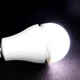 Лампа светодиодная аккумуляторная VHG Y112Z 12Вт 6500K 220В 1x18650mAh Single Battery Emergency Bulb - изображение 3