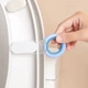 Зручна гігієнічна ручка для кришки та сидіння унітазу синя (NR0086_3) - зображення 2