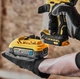 Дрель-шуруповерт аккумуляторная бесщеточная DeWALT DCD800H2T - изображение 6