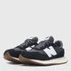 Buty sportowe damskie New Balance 237 GS237PF 40 26.1 cm Czarne (5904862457550) - obraz 2