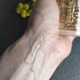 Сияющий гель-база для макияжа Body Collection Gold Leaf Gel Primer Drops 30 мл. Прозрачный - изображение 3