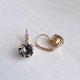 Позолоченные серьги Hand Made с кристаллами Swarovski серо-черного оттенка - изображение 4