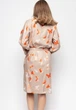 Халат женский Cyberjammies Sage 9593 20 3XL Бежевый с принтом бабочки (5051877442412) - изображение 3