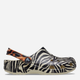 Жіночі крокси Crocs Classic Animal Remix CR207840-BOMA 38-39 (M6/W8) 24 см Чорні/Бежеві (191448995338) - зображення 1