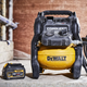 Компрессор DeWALT аккумуляторный 48 л/мин, ресивер 10л., 54V, 2x6Ah (DCC1054T2) - изображение 3
