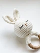 Дитяча іграшка-брязкальце Kiddie Widdie зайчик молочний hand made - зображення 4
