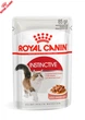 Влажный корм Royal Canin Instinctive Gravy - консервы для кошек от 12 месяцев, кусочки в соусе, 85 г (40590010) - изображение 1