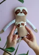 Мягкая игрушка-сплюшка Ленивец WooolyWool ручной работы - изображение 2