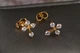 Серьги гвоздики Xuping Jewelry крестики с камешками на концах 1.2 см золотистые - изображение 2