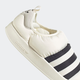 Чоловічі сліпони adidas Puffylette GY1593 43.5 (9UK) 27.5 см Owhite/CЧорні/Owhite (4065426935066) - зображення 8