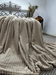 Плед в кубик Casablanket Велюровое 150х200см Кофейный - изображение 4