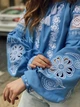 Женская вышиванка ришелье с цветочным орнаментом голубая "Роксана" на домотканом полотне 12059-42 (S) - изображение 2