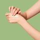 Протизапальний санскрин із чайним деревом Dr.Ceuracle Tea Tree Purifine Green Up Sun SPF50+ PA++++ 50ml - зображення 4