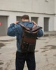 Стильный и практичный рюкзак роллтоп для ноутбука Rolltop для путешествий коричневого цвета из экокожи - изображение 1