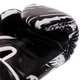 Перчатки для бокса и единоборств на липучке Zelart Skull Fight Gear 5493 12 унций Black-White - изображение 3