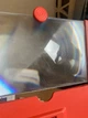 Увеличитель экрана для телефона Magnifying glass 12" Красный 3Д подставка для любой модели смартфона Новый с дефектом б/у - изображение 8