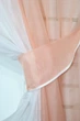 Кухонные шторы VR-Textil № 090к с ламбрекеном и подвязками персиковый с белым 270х170 см (50-306) - изображение 3